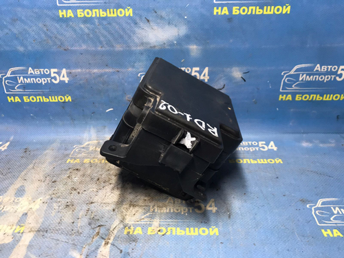 Блок предохранителей подкапотный Honda CR-V 1997