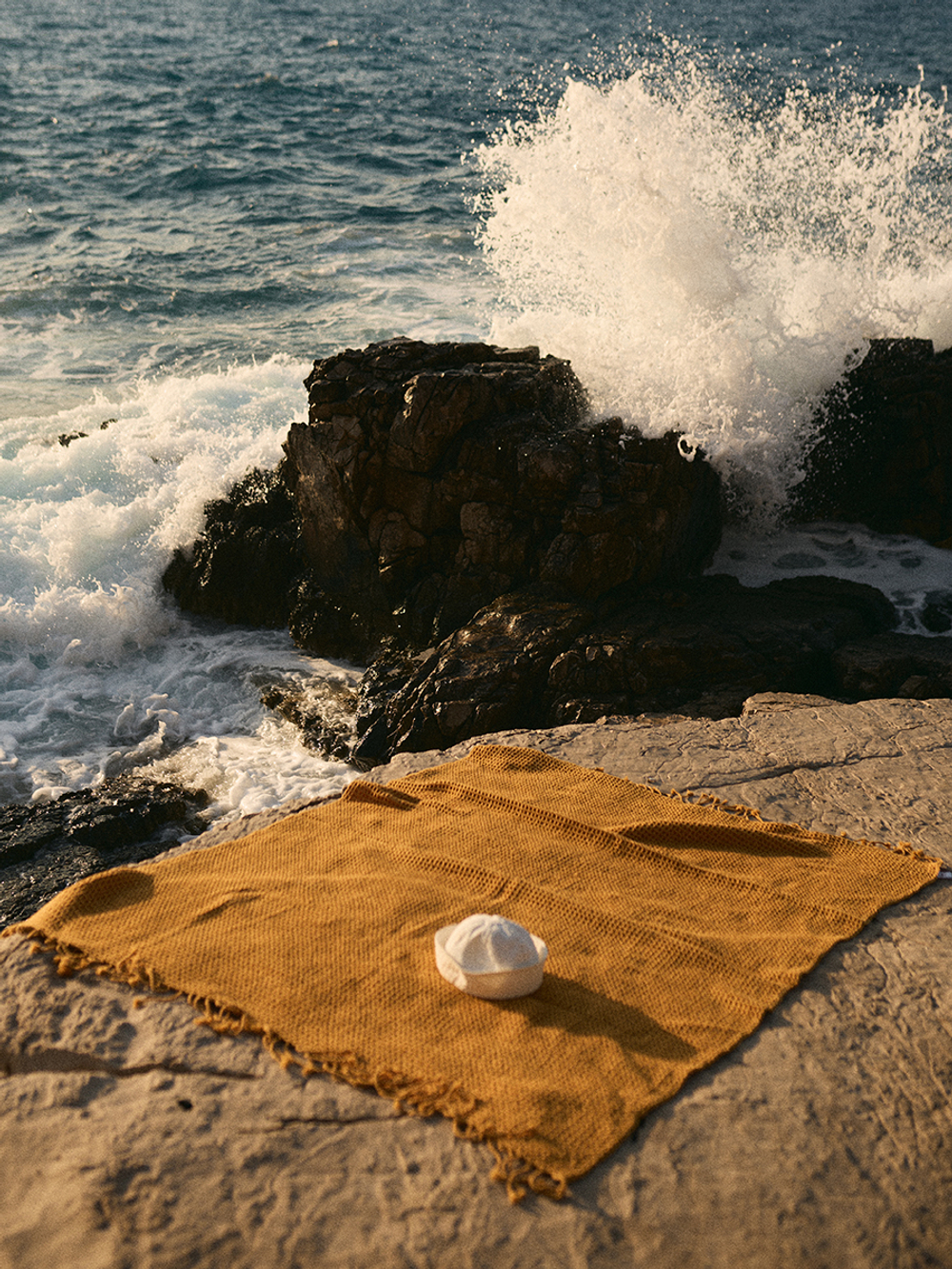 Плед из шерсти цвета охры из коллекции essential, 130х180 см