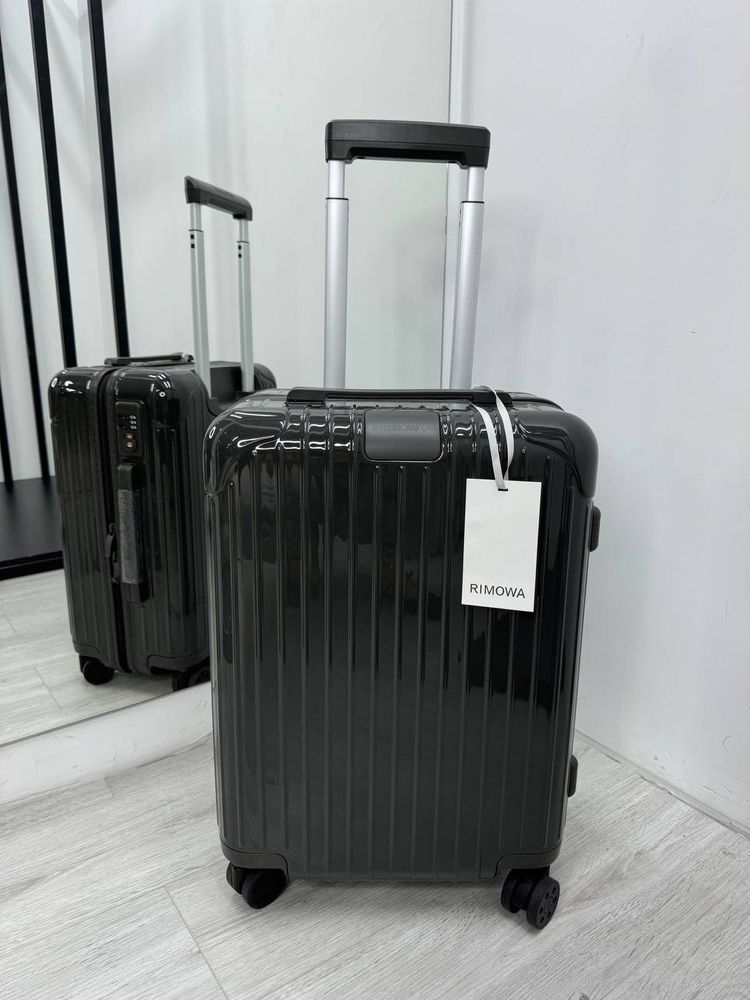 Чемодан Rimowa