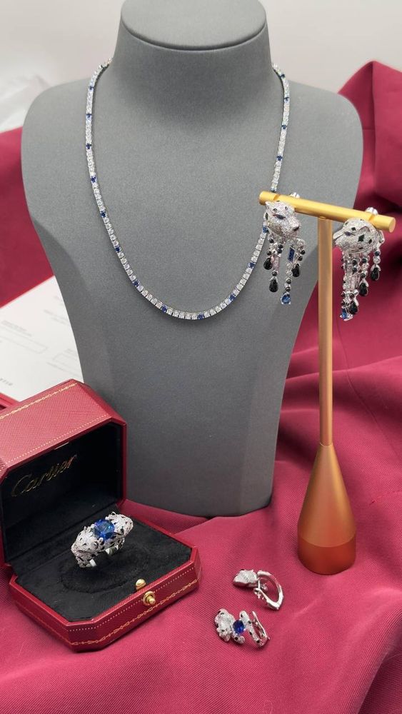 Серьги Cartier