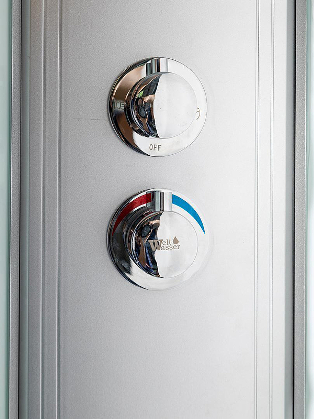 Душевая кабина WeltWasser (ВельтВассер) Werra 804, с низким поддоном, с электрикой и ГМ, 80x80x217