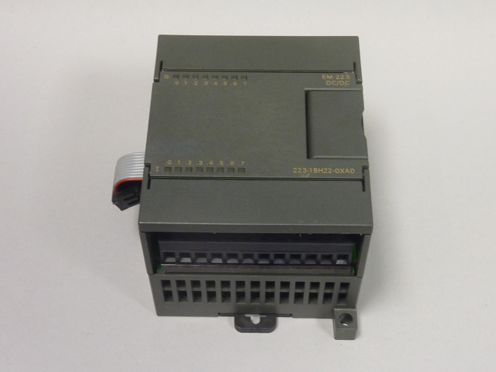 SIEMENS 6ES72231BH220XA0, 6ES7223-1BH22-0XA0