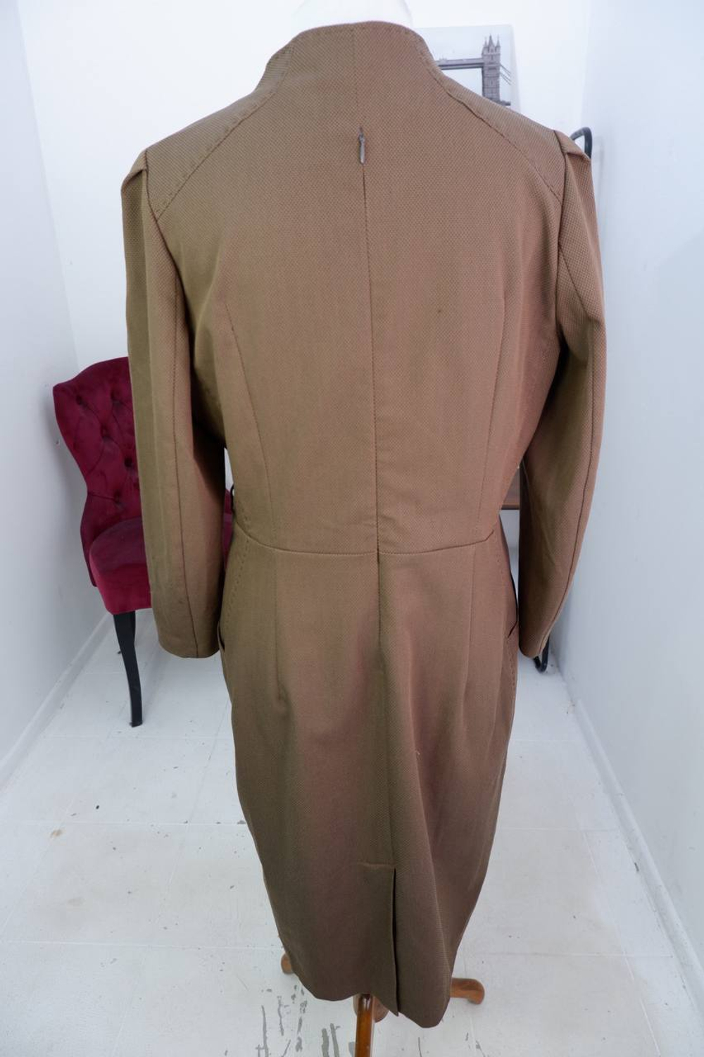 Платье Natalia Slavina лаконичное, визуально на 46 размер