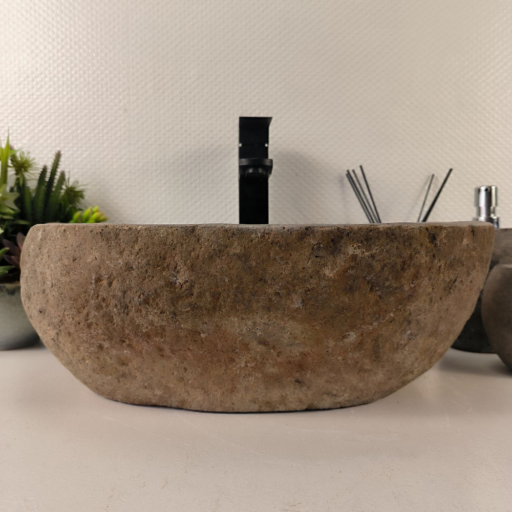 Раковина из речного камня RS-65452 45*36*15 0861