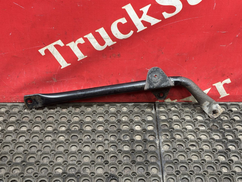 Кронштейн корпуса подножек левый