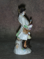 Статуэтка. Фарфор. Охотник с ружьем. MEISSEN. Германия
