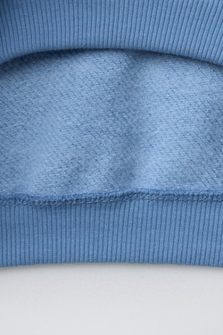 ZARA БАЗОВАЯ ТОЛСТОВКА С НАДПИСЬЮ, ГОЛУБОЙ