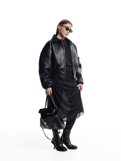 Кожаный Бомбер в черном цвете