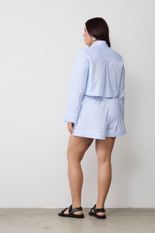 Костюм с шортами в полоску, голубой