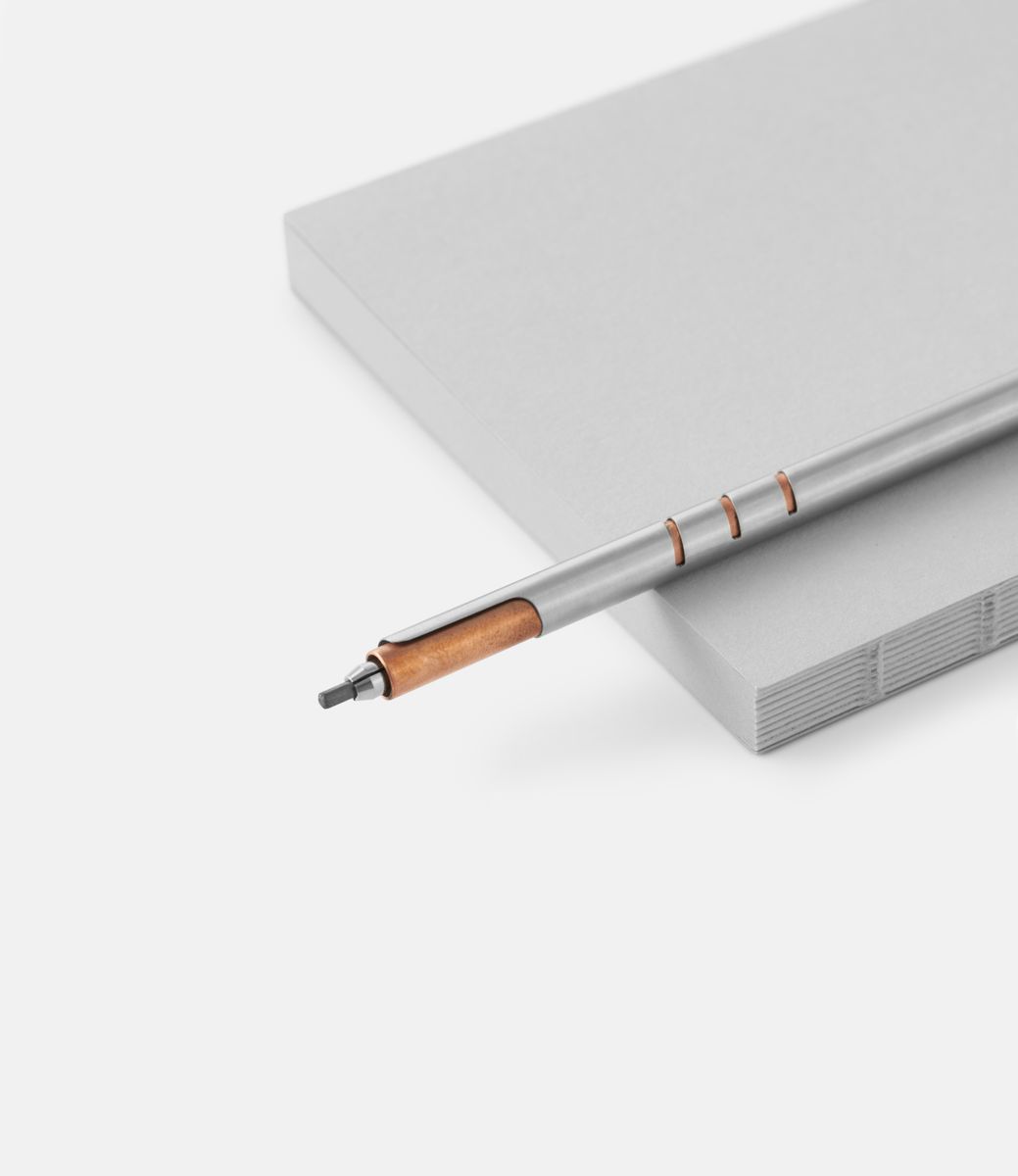 Lucio Rossi D7 II Hot Rod — механический карандаш из стали и меди