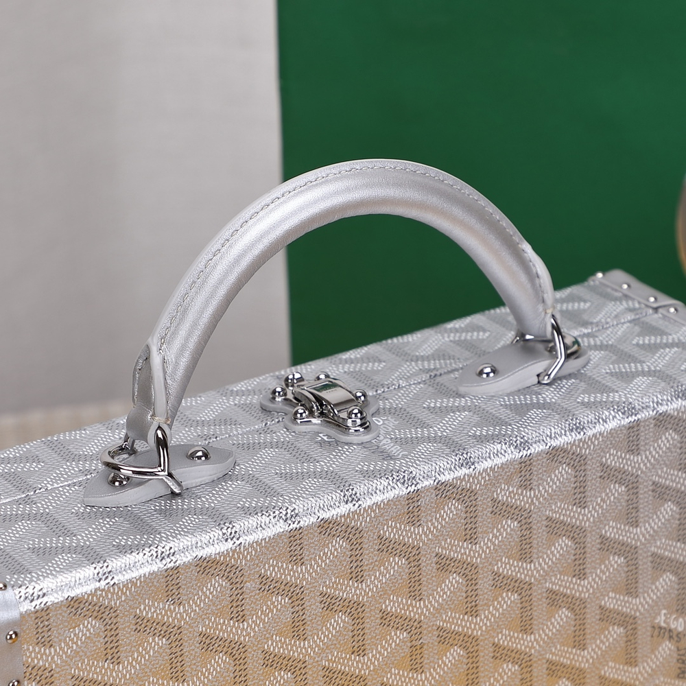 Goyard Grand Hotel Trunk Bag