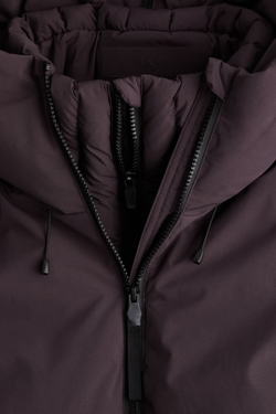 H&M Утепленная горнолыжная куртка ThermoMove™, баклажанный