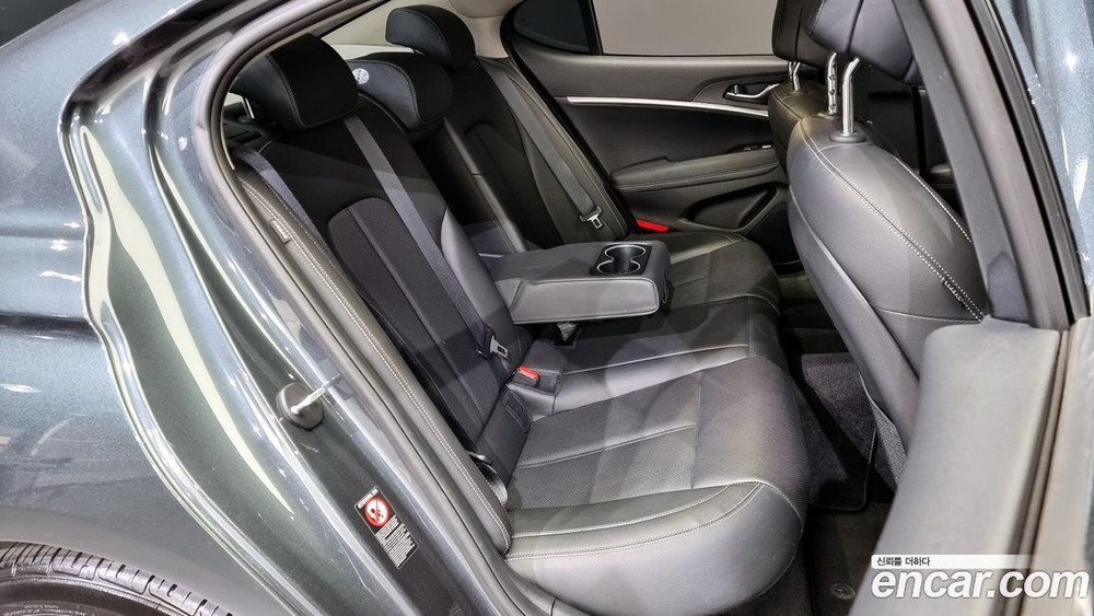 Genesis G70 2.0T AWD (06.2020)