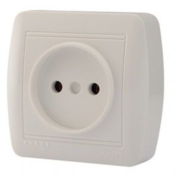 Розетка LEZARD DEMET 1-местная б/з с/п бел. 16А 250В