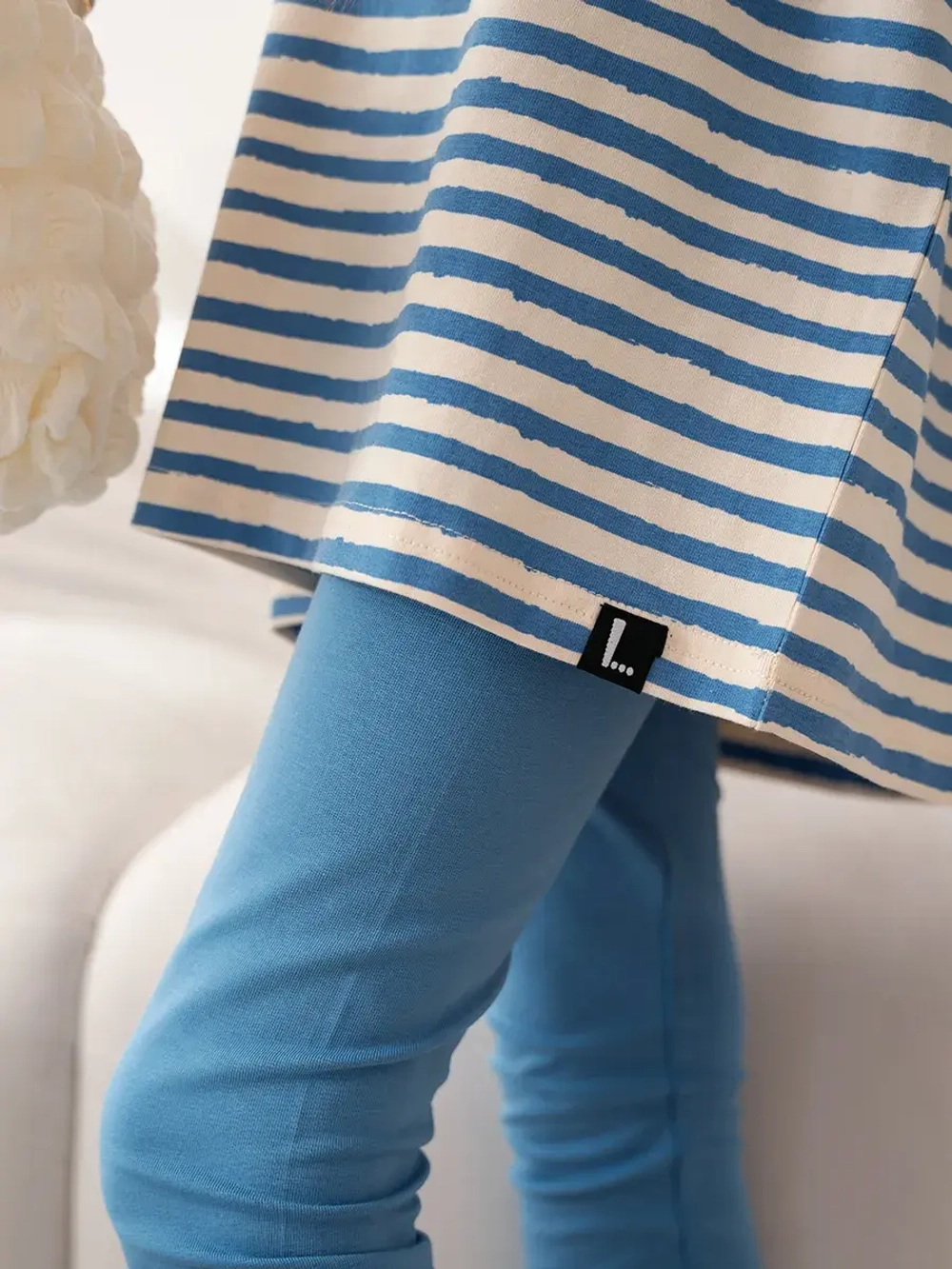 Спортивный костюм для девочки на осень