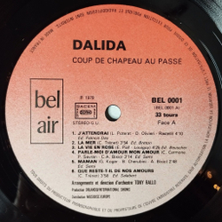Винтажная виниловая пластинка LP Dalida Coup De Chapeau Au Passe (France 1980) Besame Mucho