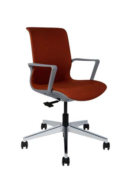 Кресло офисное Норден / Некст С / красная ткань/ темно серый пластик