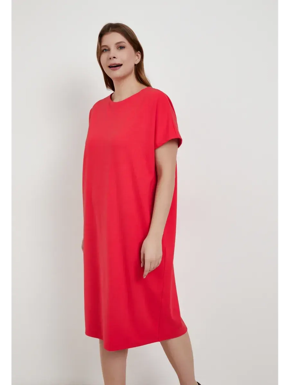 Платье прямое базовое