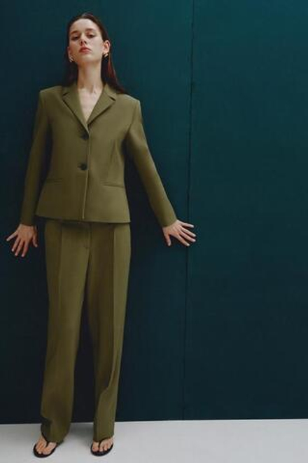 ZARA БРЮКИ ПРЯМОГО КРОЯ С ЗАЩИПАМИ, СВЕТЛЫЙ ХАКИ