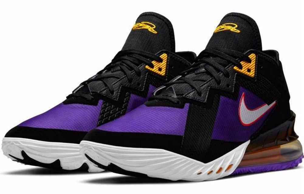 Кроссовки Nike Lebron 18
