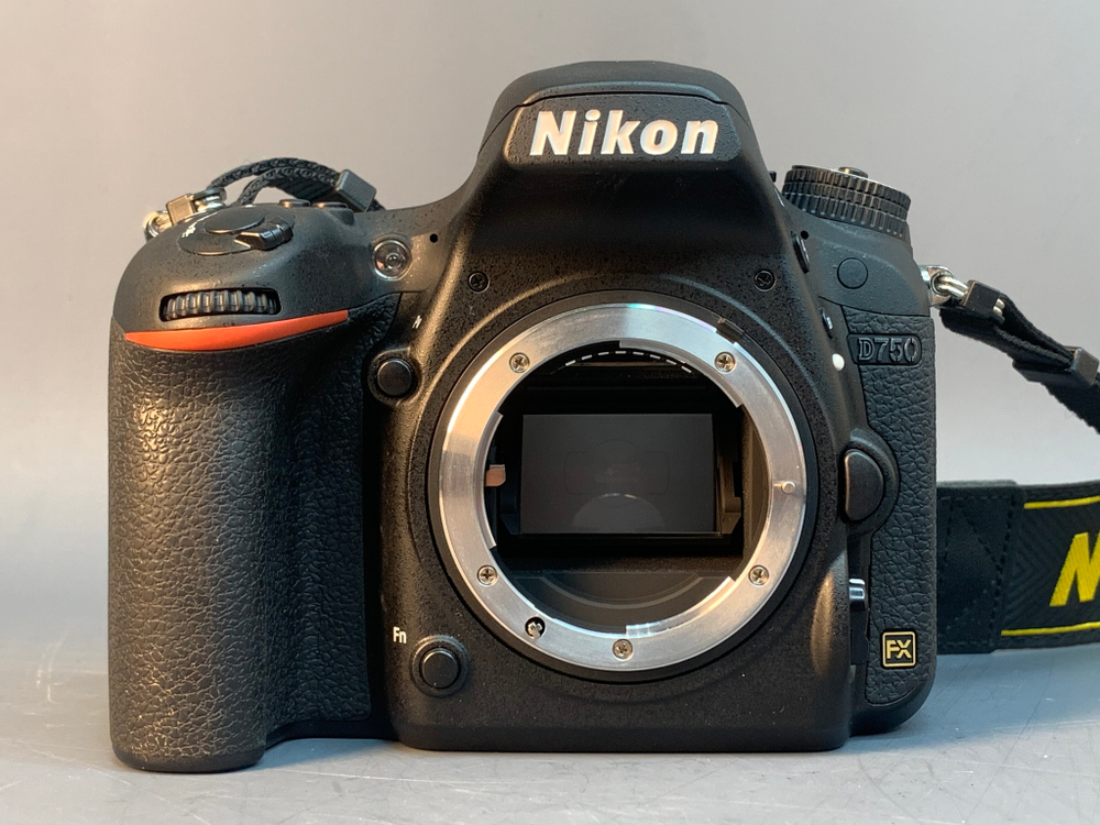 Nikon D750 Body 2710 кадров