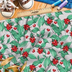 Ткань мембрана яркие божьи коровки в листве