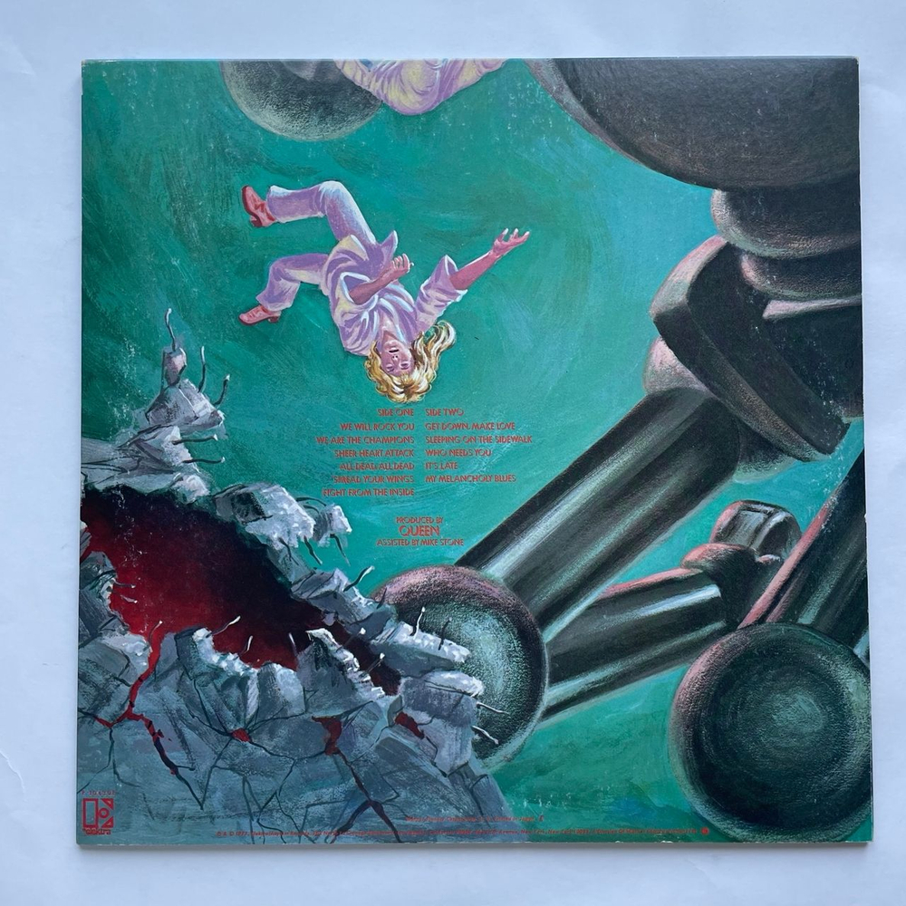 Винтажная виниловая пластинка LP Queen News Of The World (Япония 1977) (Без Оби)