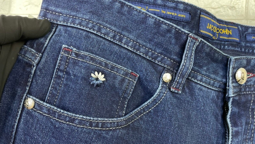 Джинсы Jacob Cohen в оригинале