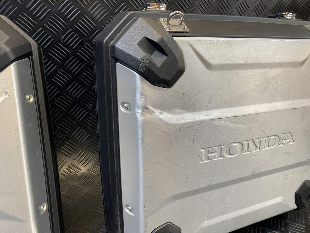 Кофры боковые Honda CRF1000L Africa Twin 053440