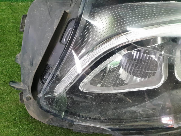 Фара левая Mercedes GLC X253 (2015-2019) LED