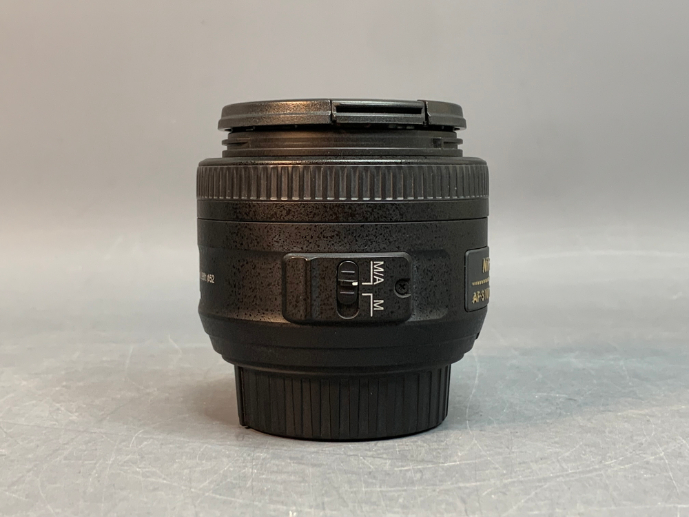Nikon 35mm 1.8G AF-S DX Nikkor