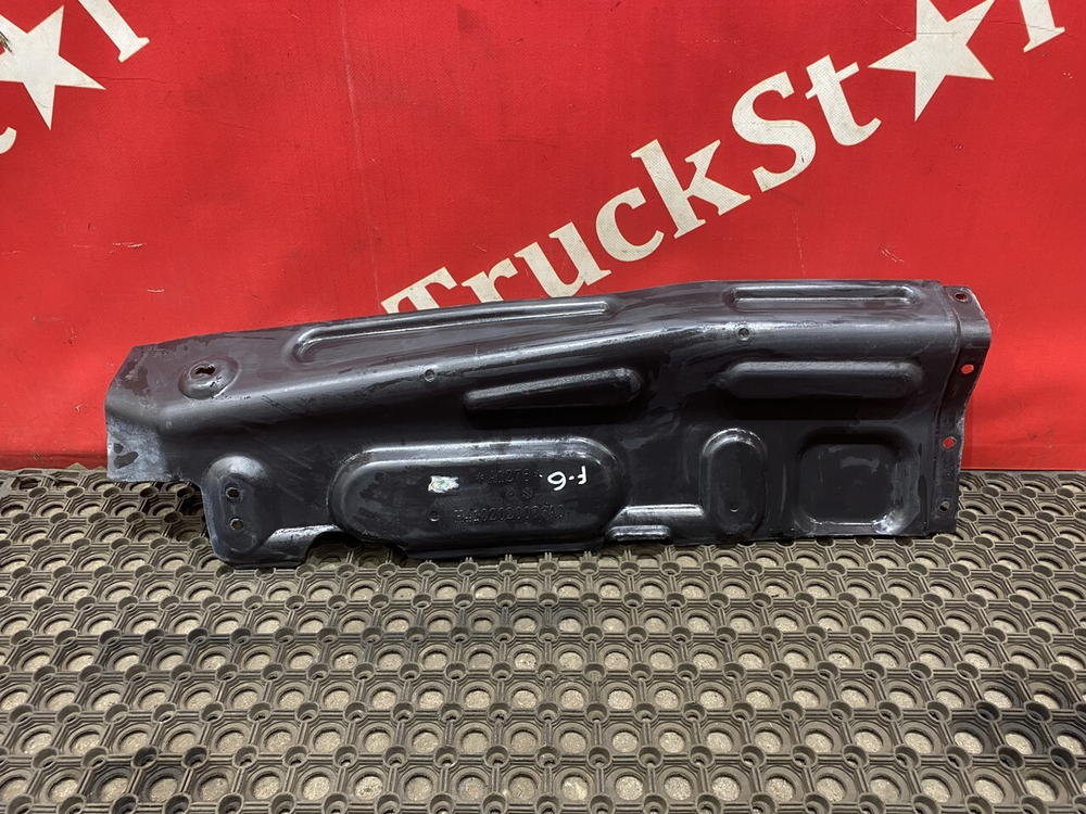 Шумоизоляция двигателя левая 2024г