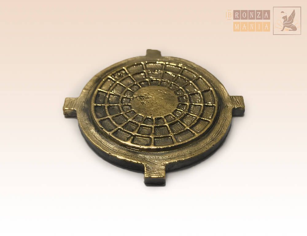 фигурка Крышка люка