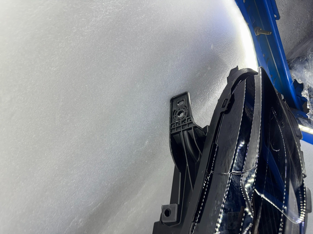 Mazda EZ6 оригинальная LED фара головного света