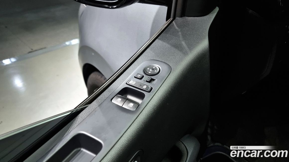 Hyundai Staria Lounge 9-и местный (10.2022)