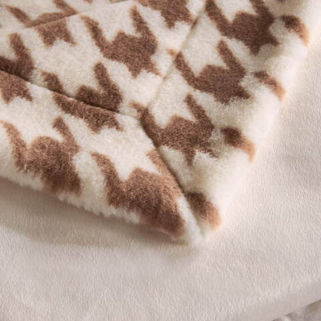 Покрывало 220x240 Sofi De MarkO Эрнесто бежевое