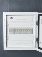 KARAT Автоматический выключатель ВА47-60M 3P C 63А 6кА IEK