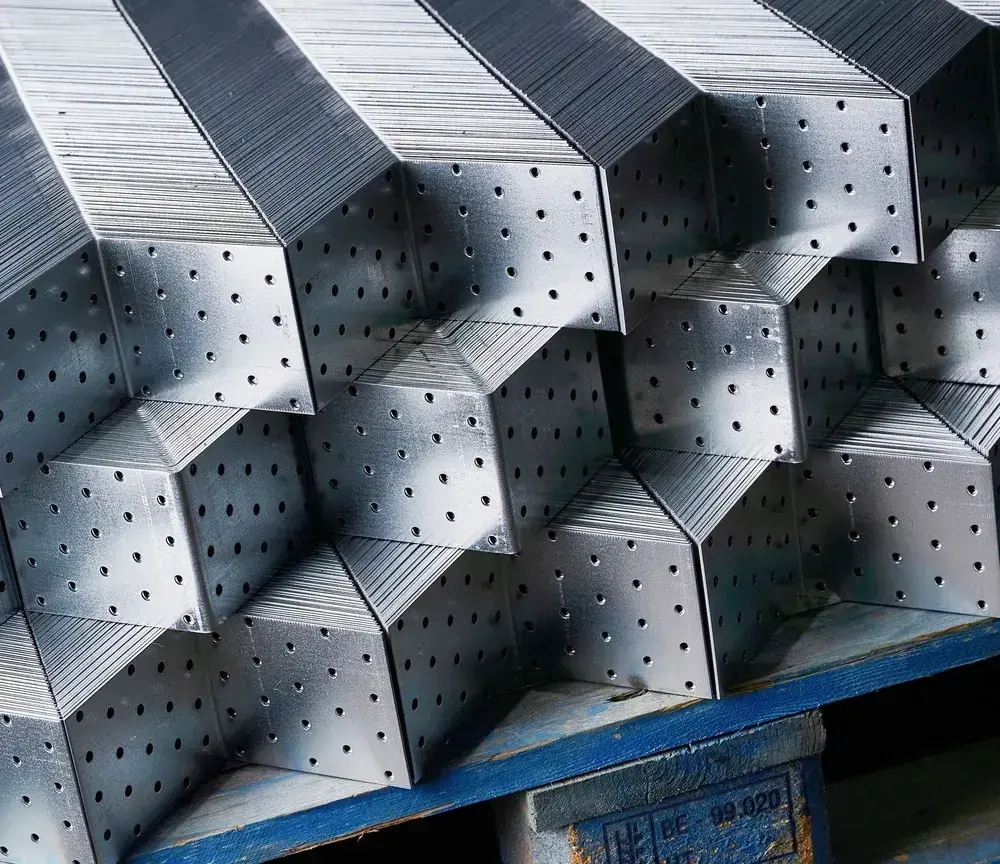 ПЗМ Уголок перфорированный крепежный Усиленный 50 мм x 35 мм 50 шт.