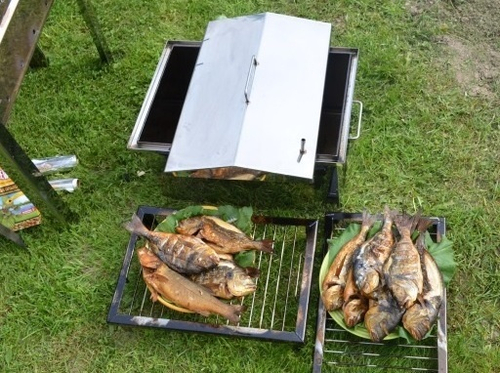 Коптильня нержавеющая сталь 2 мм.Универсальная 2/в1 450х250х300 с гидрозатвором, крышка домиком