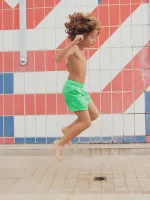 купальные шорты