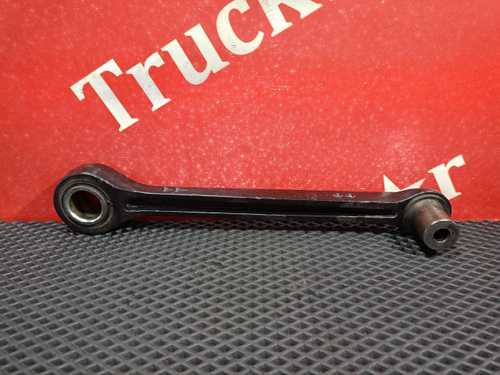 Стойка переднего стабилизатора