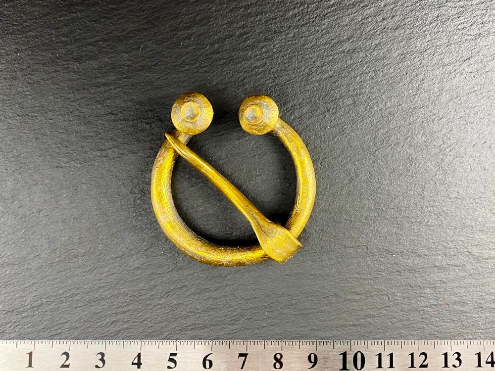 Фибула. Русь 10-13 в.