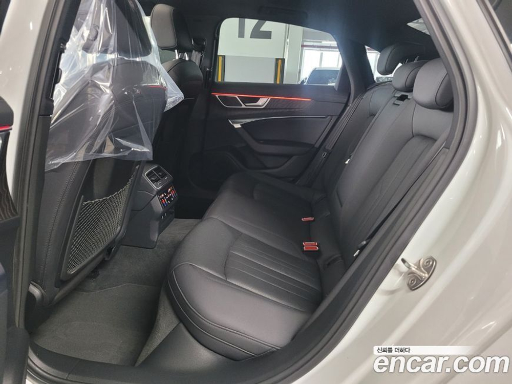Audi A6 (C8) 45 TFSI Quattro Premium (11.2021)