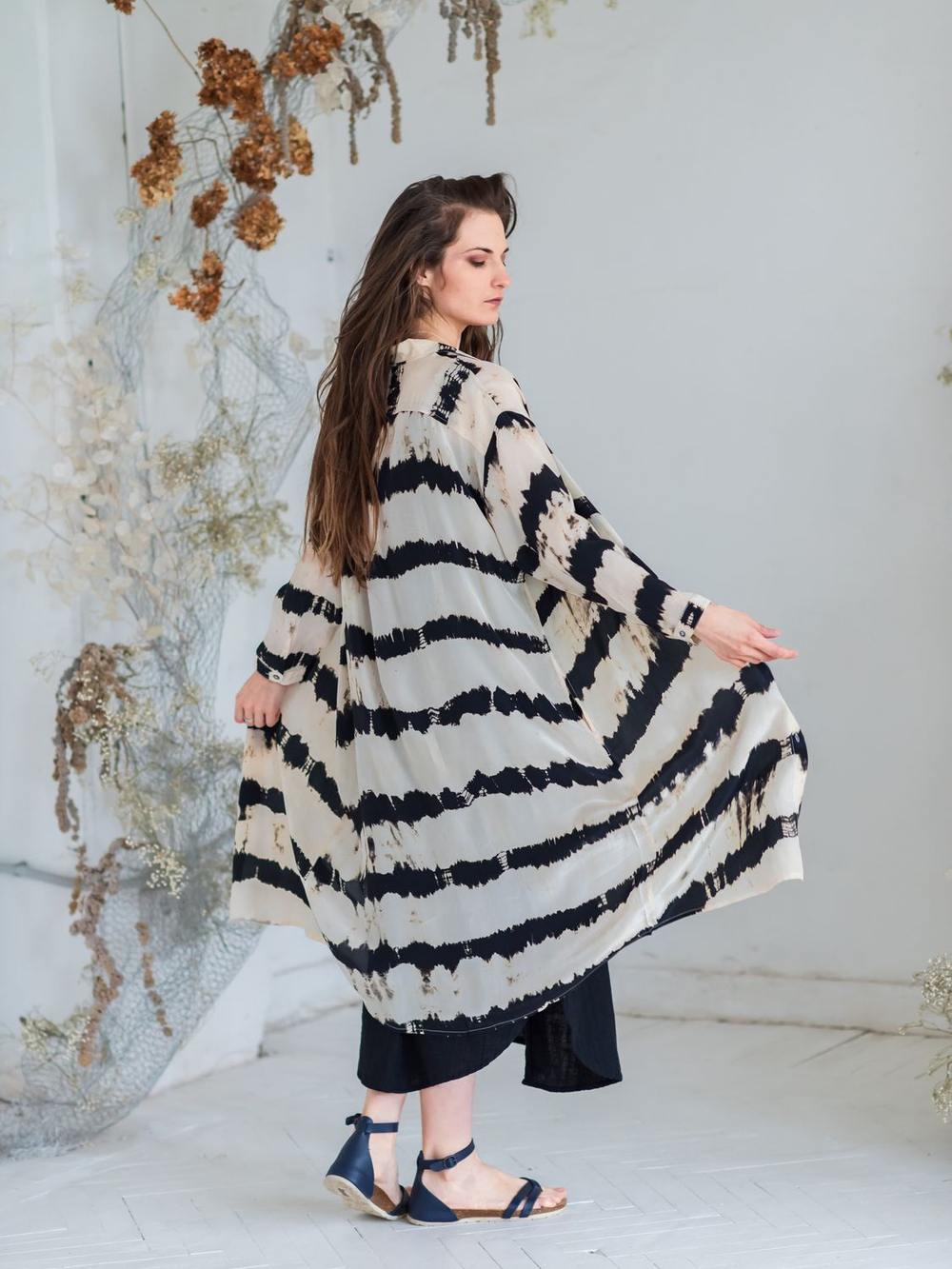 Платье-рубашка ГРАДИЕНТ (черно-белый)