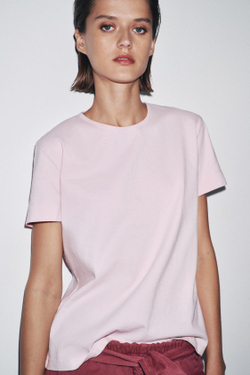 ZARA ХЛОПКОВАЯ ФУТБОЛКА В СТИЛЕ РУСТИК С КОРОТКИМИ РУКАВАМИ, ЦВЕТ РОЗОВОГО МЕЛА