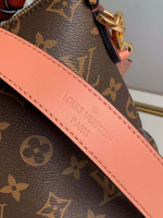 Louis Vuitton Beaubourg