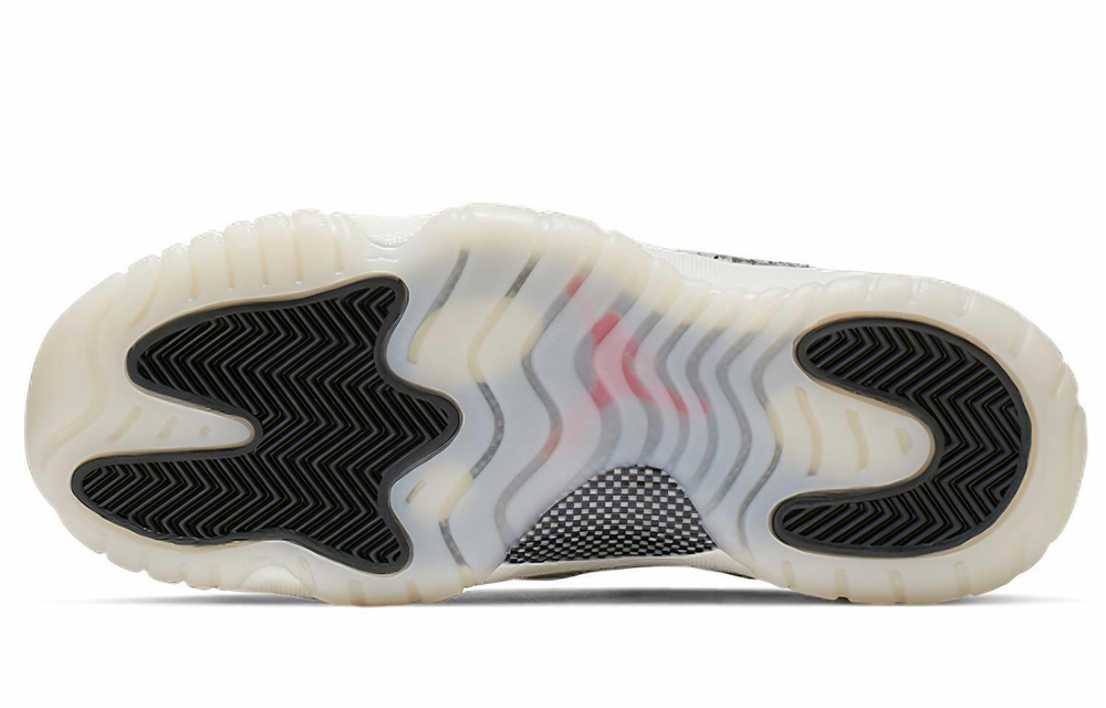 Кроссовки Jordan Air Jordan 11 Low Snakeskin Light Bone (Женская размерная сетка)