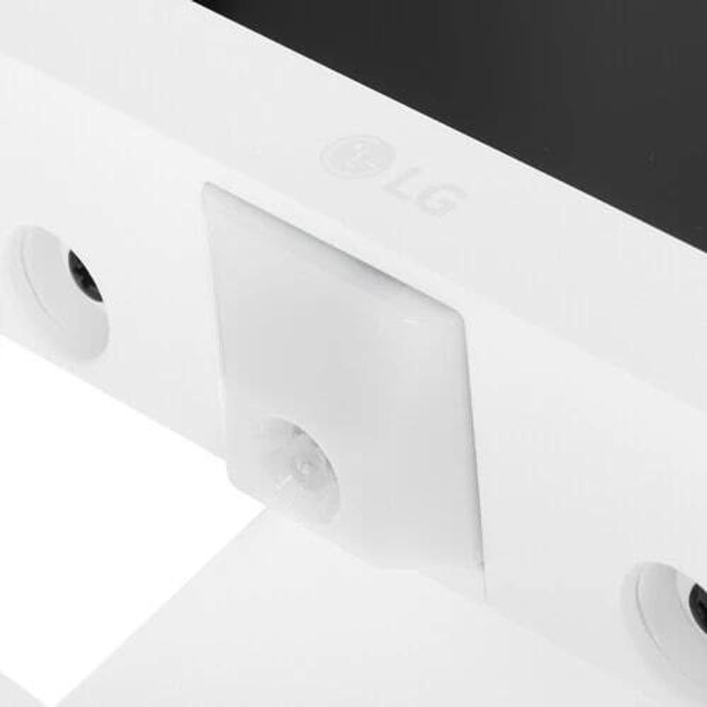 Монитор 32" LG 32SR50F-W