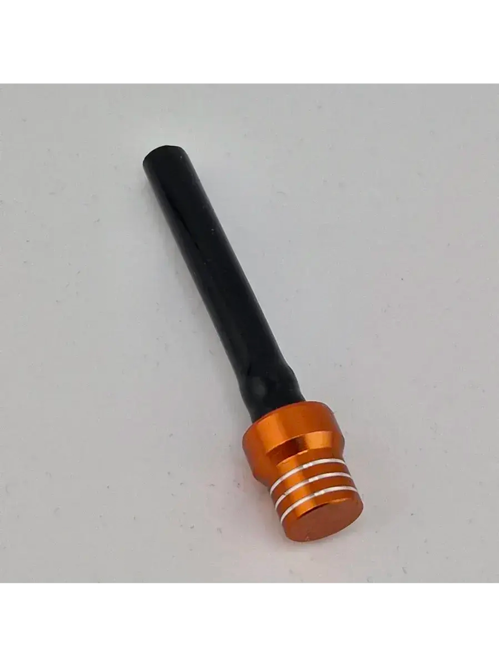 Клапан крышки бензобака