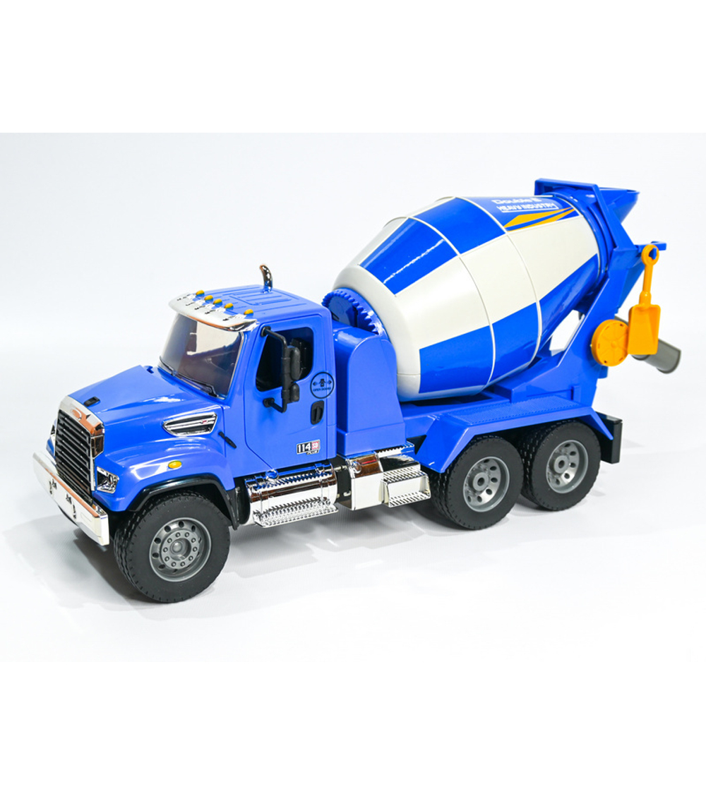 Радиоуправляемый бетоновоз Double Eagle Freightliner 114SD 1/20 2.4G RTR